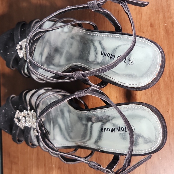 TOP MODA Heels - Picture 4 of 6